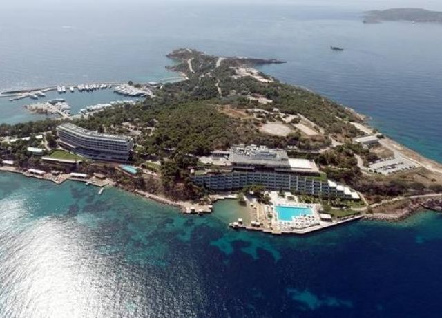 Four Seasons Athens | equipped by BASI Systems