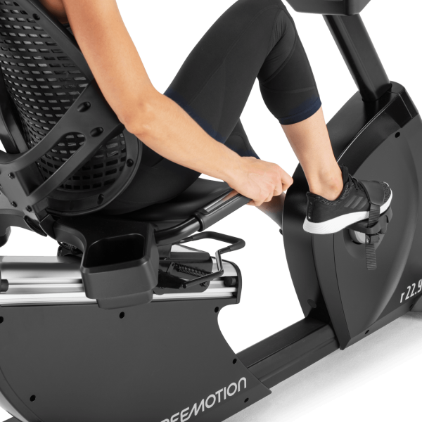 FMEX82520_Freemotion_r22.9_Recumbent_Bike_010 FMEX82520_Freemotion_r22.9_Recumbent_Bike_010