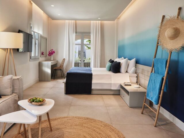 POSEIDON OF PAROS HOTEL AND SPA