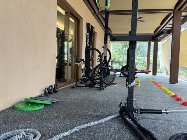 91 Athens Riviera | Outdoor Gym